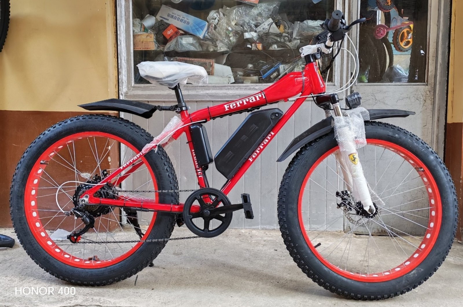 Ferrari 26Fat E. Bike